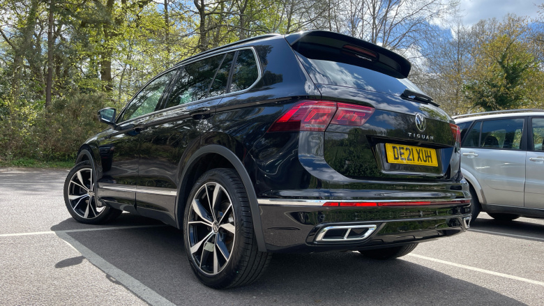 Volkswagen Tiguan 2.0 TDI 200 4Motion R-Line 5dr DSG Diesel Estate